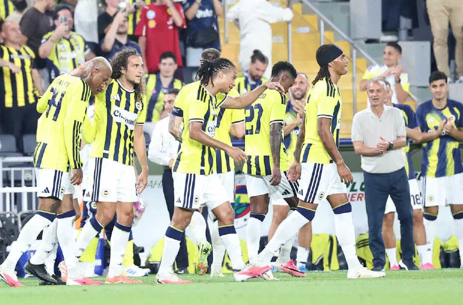 Fenerbahçe Sturm Graz: Play‑Off Mücadelesi, 21:30’da Devam!