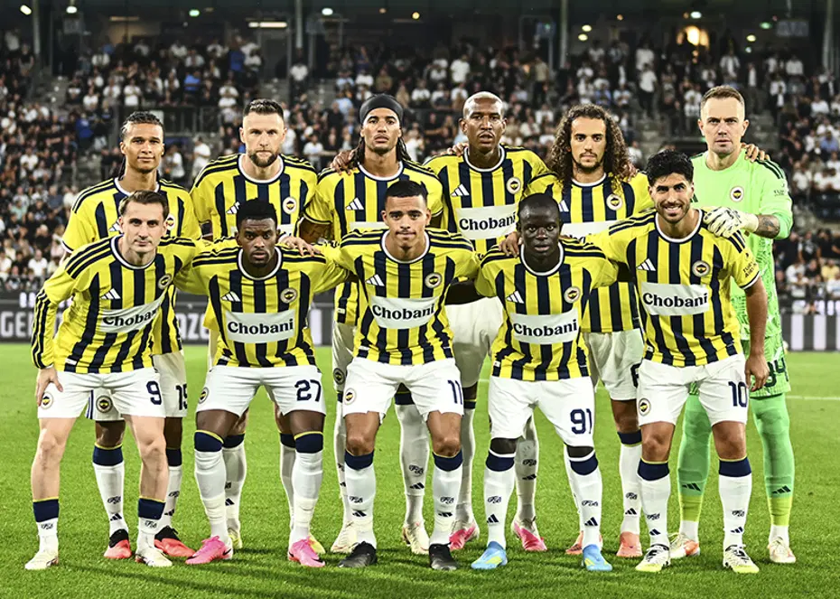 Fenerbahçe, Lyon ile Play‑Off Turuna Giriş Etti: Şampiyonlar Ligi Yıldızı