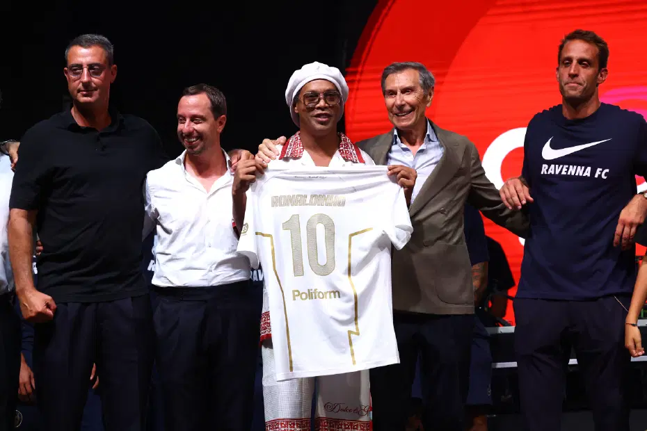 Ronaldinho Transfer